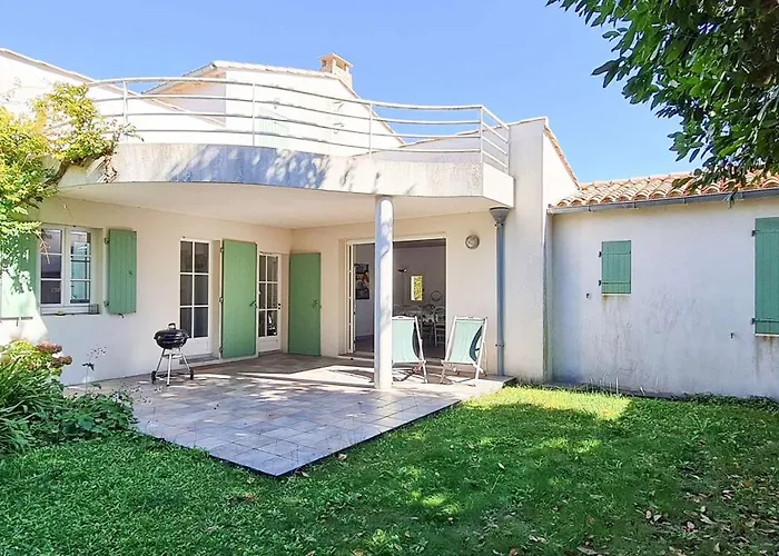 Dans Le Centre De La Couarde, Superbe Familiale La Couarde-sur-Mer